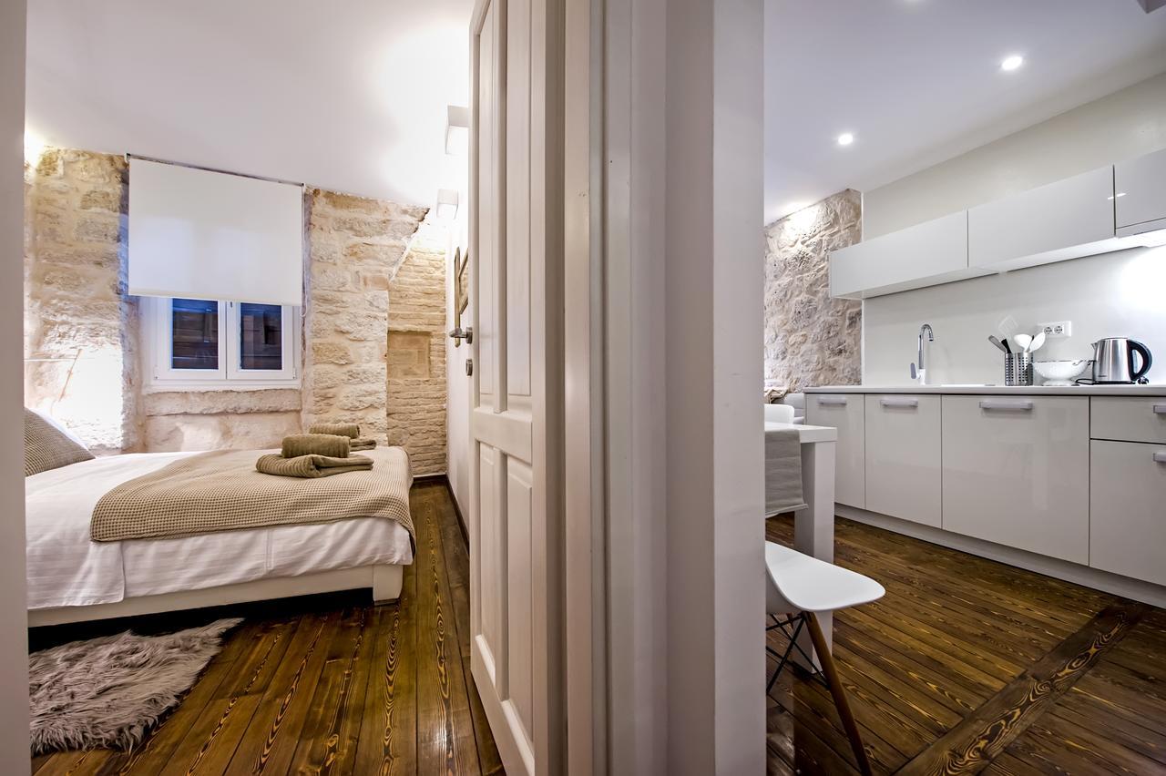 Luna Rooms And Studios Rovinj Exterior photo